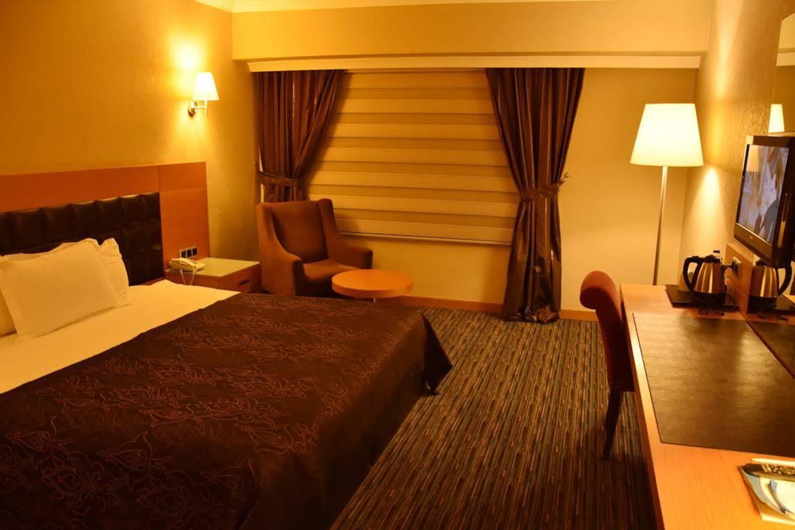 Grand Simay Hotel Erzincan Exterior foto
